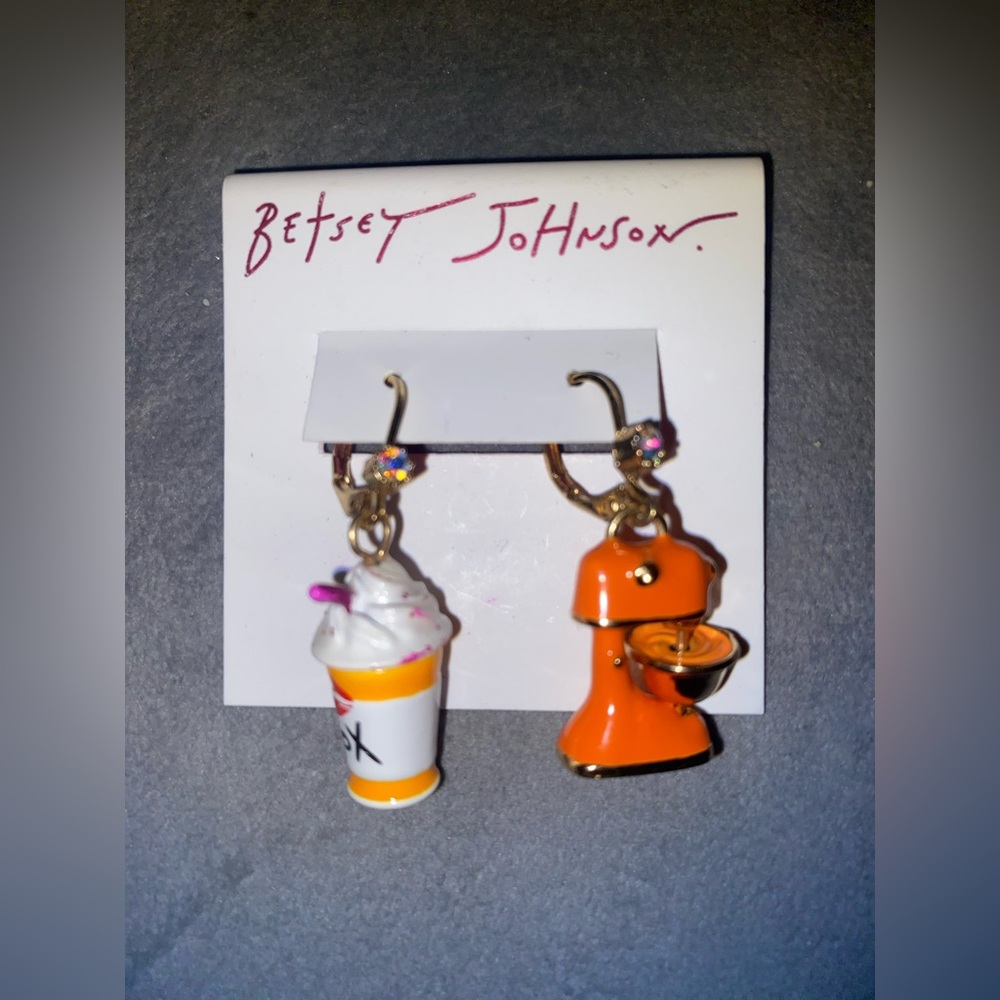 BNWT Betsey Johnson Orange Mixer & Coffee Cup Mismatch Drop Earrings Crystal $35